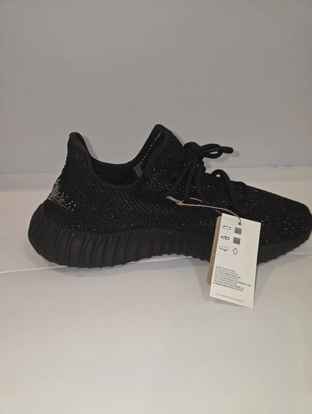 Adidas Yeezy Boost 350 V2 Core Black White Oreo New in Box Size 10